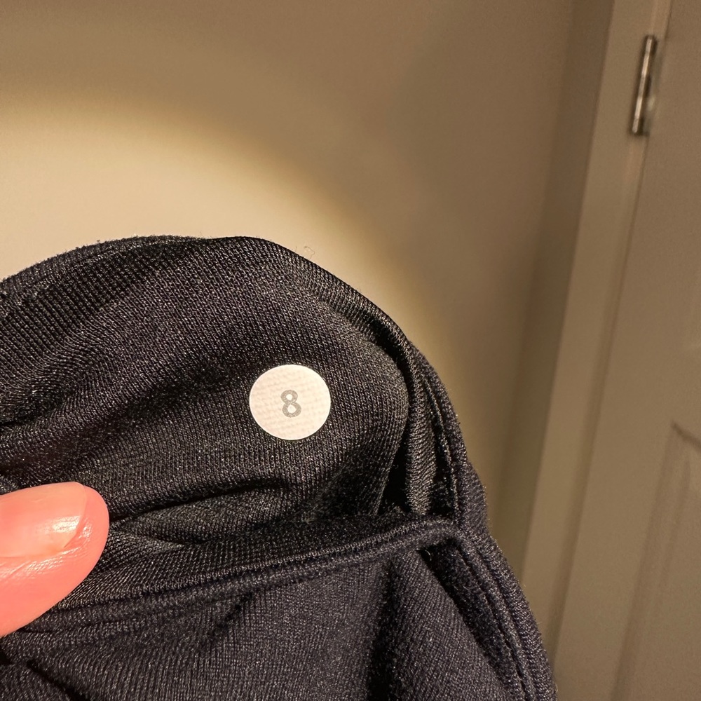 Lululemon Embody Crop Full-on Luon - Picture 8 of 9